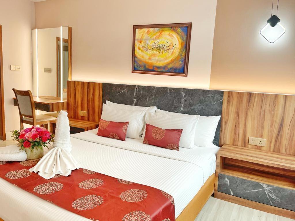 Hotel The Avenue M 3*