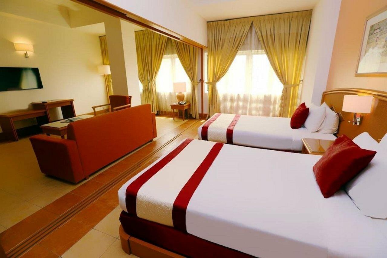 Hotel The Avenue M